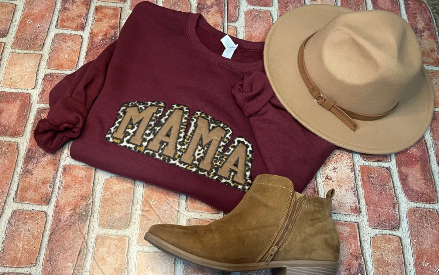Leopard Mama Sweatshirt (Stitch)