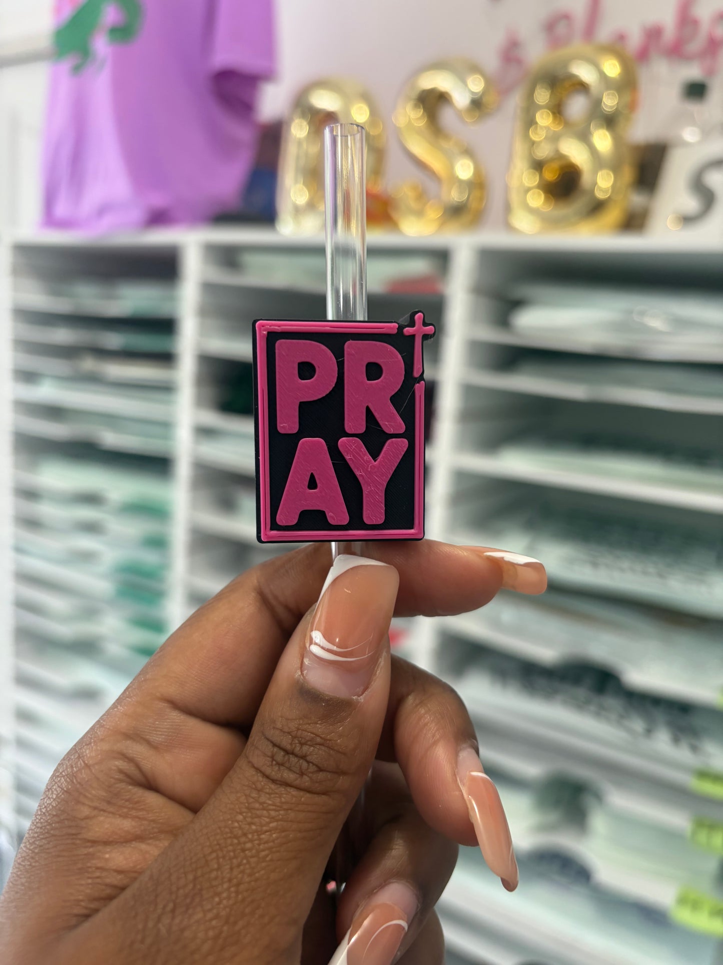 Pray Straw Topper