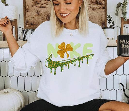 Green Clovers Transfer